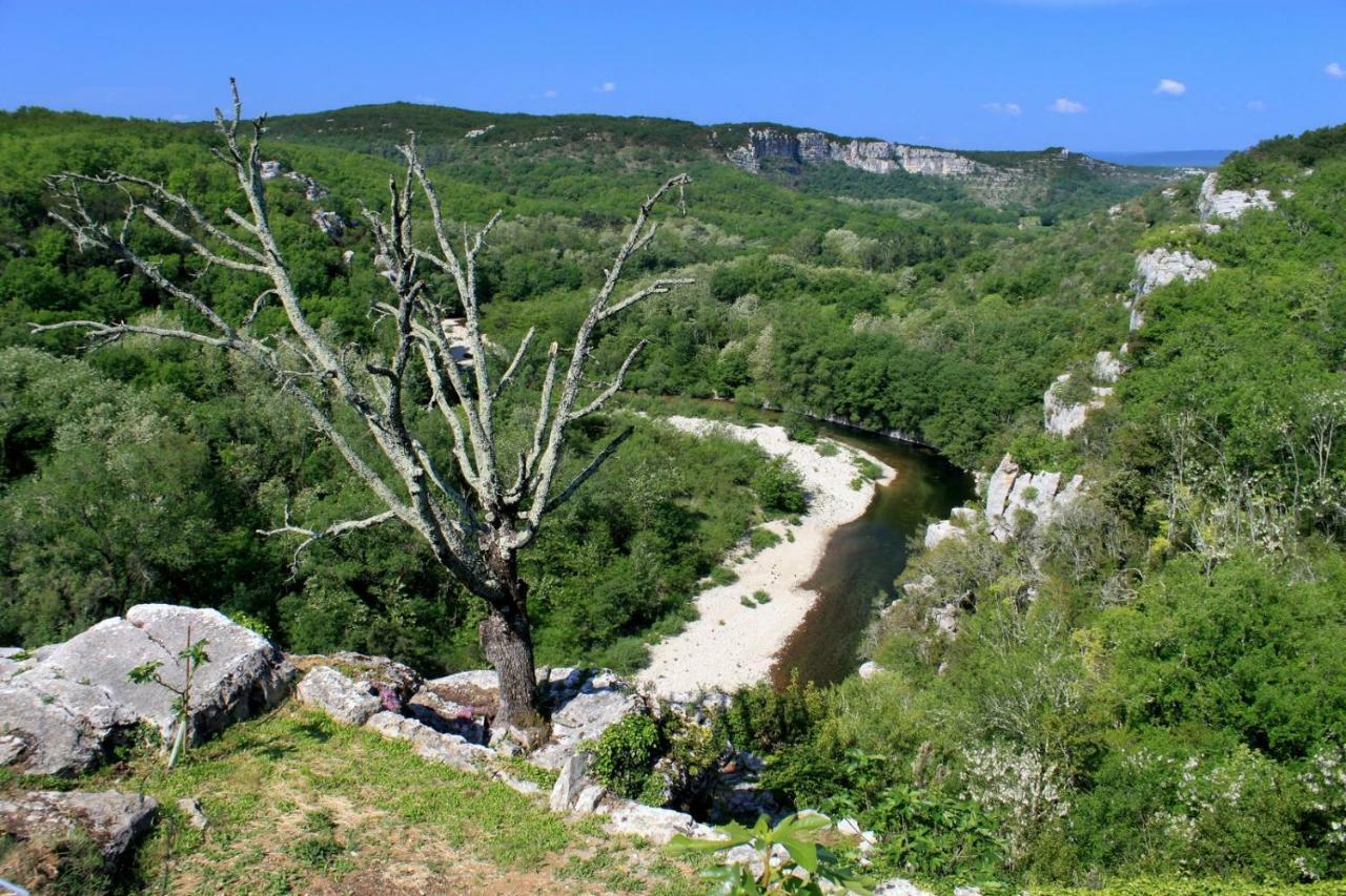 Mas Des Falaises Saint Alban Auriolles 외부 사진